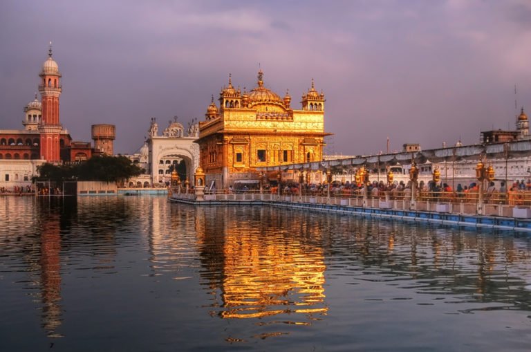 Into the Heart of Sikhism