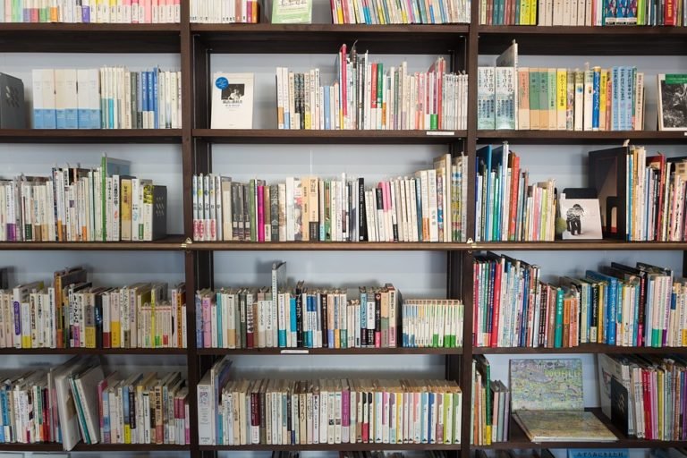 Having More Books at Home Improves Educational Outcomes, Says Researchers